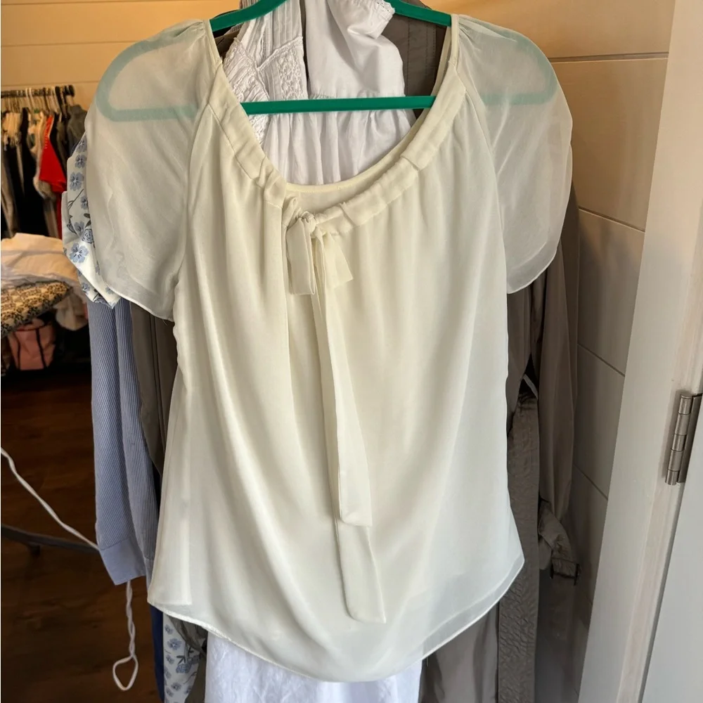 Blouse - Picture 2 of 3
